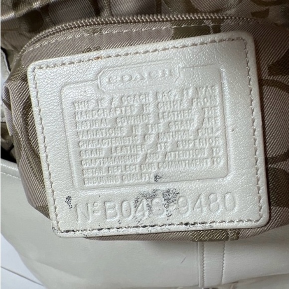 Coach cream leather crossbody bag 12"x11.5 - Picture 6 of 6